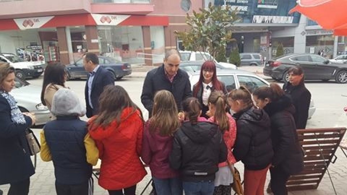 Цветан Цветанов в Петрич: ГЕРБ ще продължи безвъзмездното саниране на многофамилни жилищни сгради  