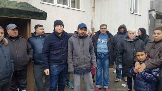 „ДРОМ” сигнализира за среднощен кошмар в София: Скинари, въоръжени с бухалки, ножове и боксове пребиха зверски 38-годишния Илиян (СНИМКИ)