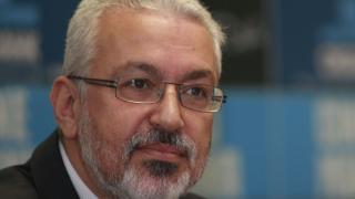 Илко Семерджиев: В училище лекарят се деквалифицира, стои и дава бележки