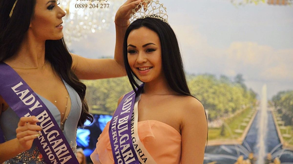 Лейди България 2016 Мелинда Сейдия предаде короната си на виетнамка