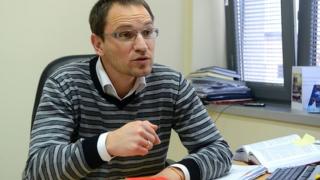 Калпакчиев, жена му и Весислава Иванова са в комисиите, които ще оценяват кандидатите за окръжните съдилища