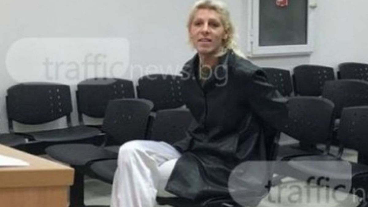 Съдебни изпълнители погнаха пловдивския травестит Благовест Молев