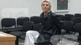 Съдебни изпълнители погнаха пловдивския травестит Благовест Молев