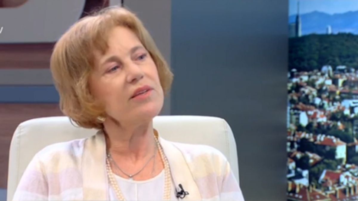 Елена Поптодорова се скри вдън земя след скандала с кражбата!