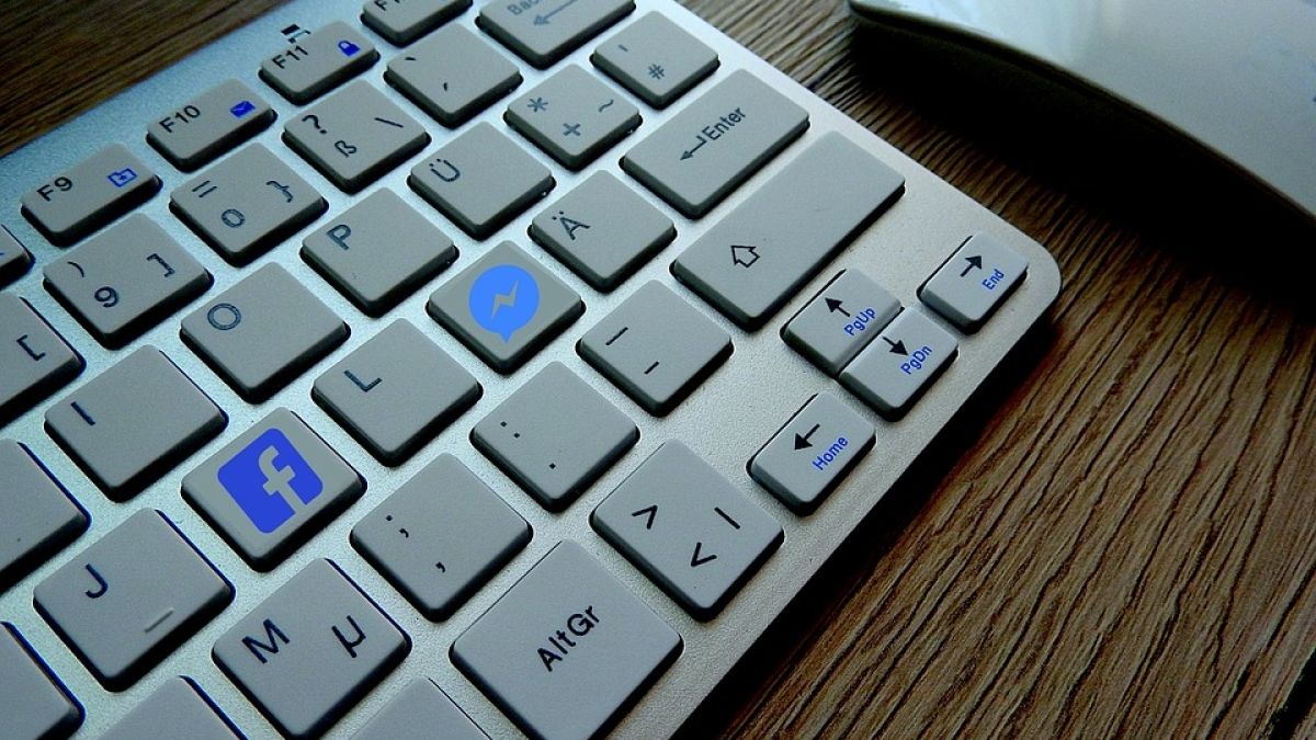 Тези 4 начини ще ви отърват от досадните приятели във Фейсбук, без да ги изтривате