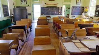 Не е за вярване какво НЯМА в над 600 български училища