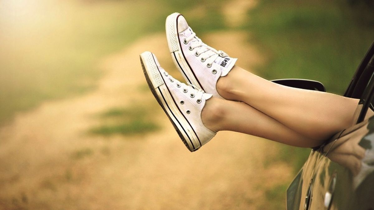 Отичат ви краката? Правете тези лесни упражнения 
