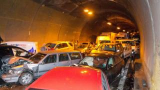 Герджиков, магистрала "Тракия" се превръща в гробница! Лесно е да позираш до Гришо, крайно време е да помислиш за хората!