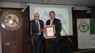 Румен Радев и Петър Кънев връчиха наградите "Златна мартеница" (СНИМКИ)