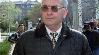 Младен Маринов обяви, че се разследват две версии за бомбите пред офиса на бившия главен секретар на МВР Богацевски