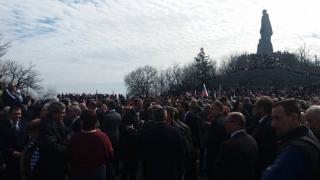 Бунарджика днес бе втората Шипка (РАЗТЪРСВАЩИ СНИМКИ)