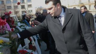 10-метров трибагреник поведе шествието на социалистите в София