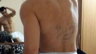 Галин се съблече и разкри с какво вае сексапилни задни части (СНИМКА 18+)