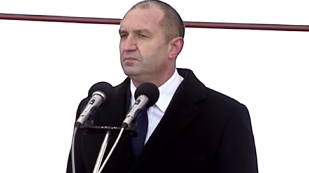 Румен Радев публикува ВИДЕО с най-важните моменти от първия си месец на поста