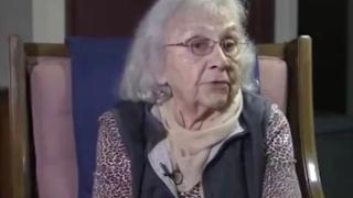 Възрастна жена успя сама да се спаси от изнасилване като каза на нападателя тези думи (СНИМКИ/ВИДЕО)