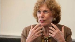 "Труд" с взривяващ анализ: Елена Поптодорова – Изгубената Елена