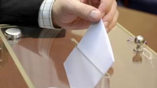 Горещо проучване от последните часове: ГЕРБ дръпна на БСП, ето с колко! (ГРАФИКА)