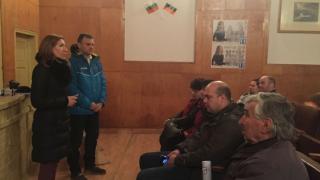 Николина Ангелкова: Поемам ангажимент пътят София-Самоков-Дупница да бъде рехабилитиран