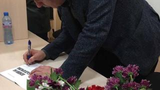 Волен Сидеров в Елхово: Детски надбавки да вземат родителите, завършили средно образование (СНИМКИ)