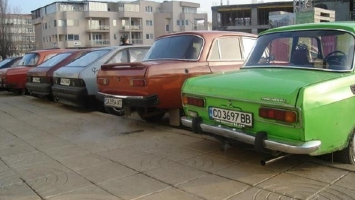 Българинът масово кара стари трошки