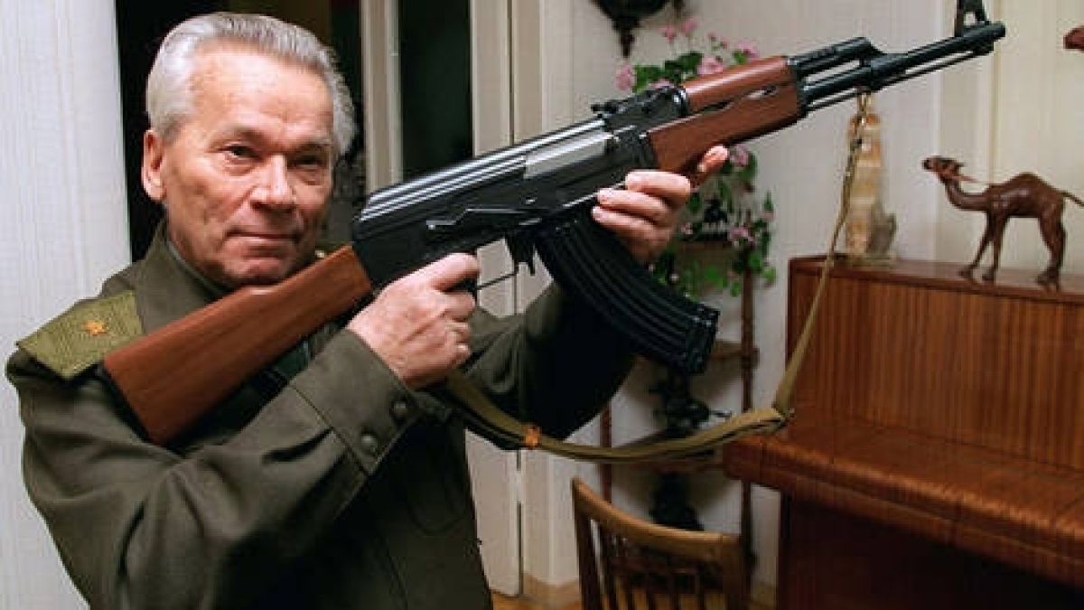 А, така! Как САЩ купуват автомати "Калашников", заобикаляйки собствените си санкции