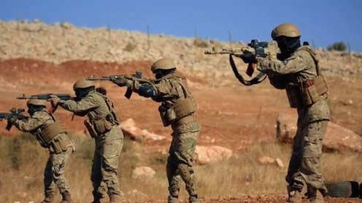 Камикадзета-щурмоваци: Сирийските терористи сформираха свои „сили за специални операции” (СНИМКИ/ВИДЕО)