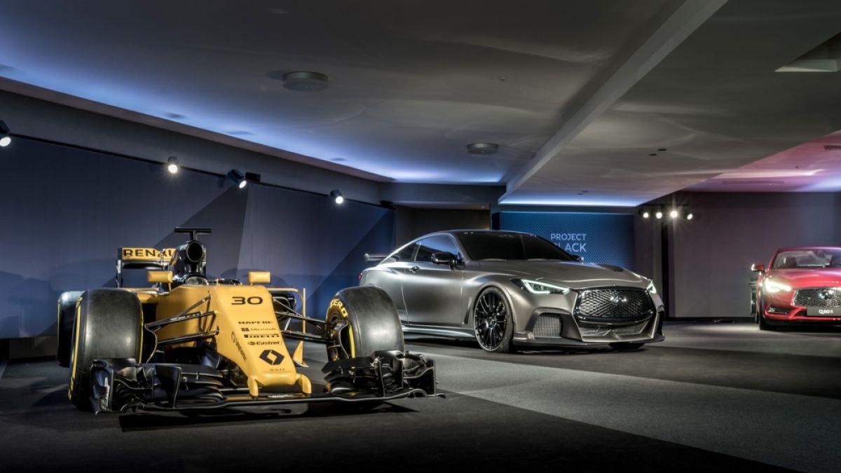 Infiniti направи ексклузивен болид за пътя (СНИМКИ)