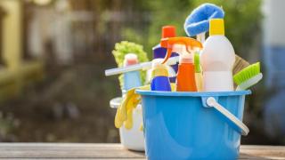 Важно: 7 домакински продукта за чистене, които НИКОГА не трябва да смесвате!
