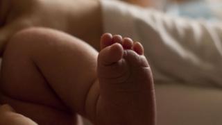 15-годишната Анна роди първите близнаци на Благоевград за 2017-а