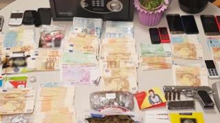 Разбиха мощна нарко група в Солун 