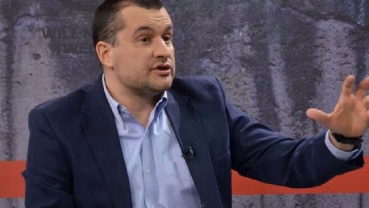 Политолог: Коалиция между ГЕРБ и БСП става все по-невъзможна