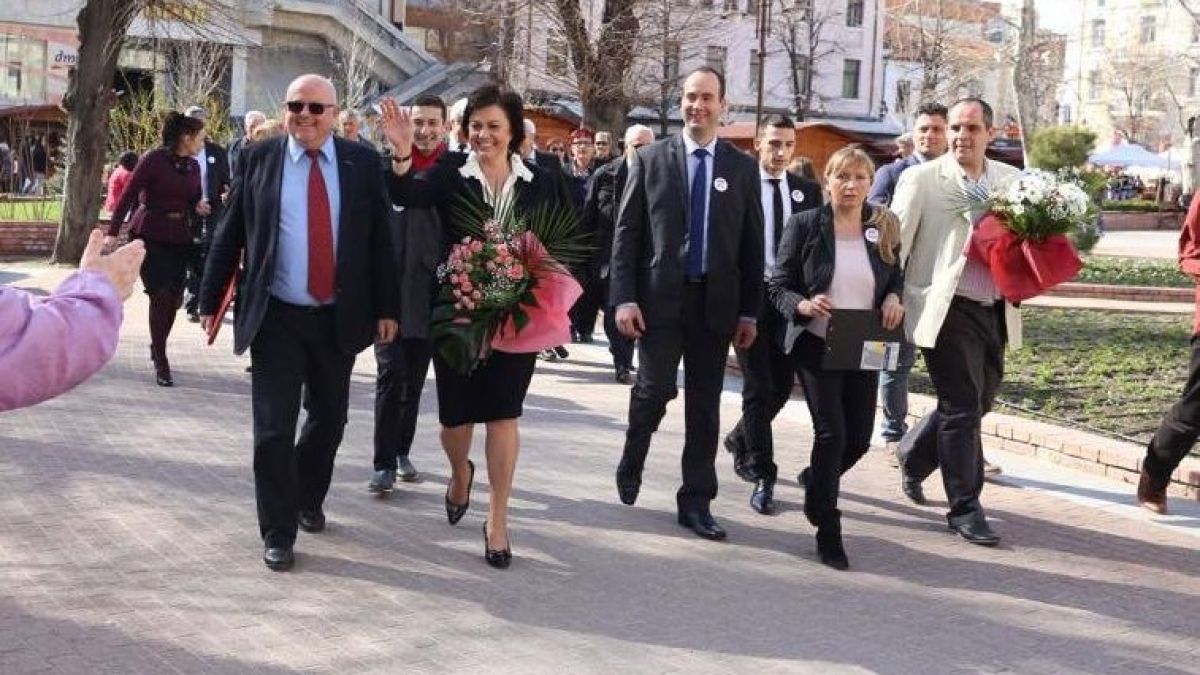 Корнелия Нинова недоволна от отговора на Борисов за Ердоган, отправи от Хасково мрачно предупреждение 