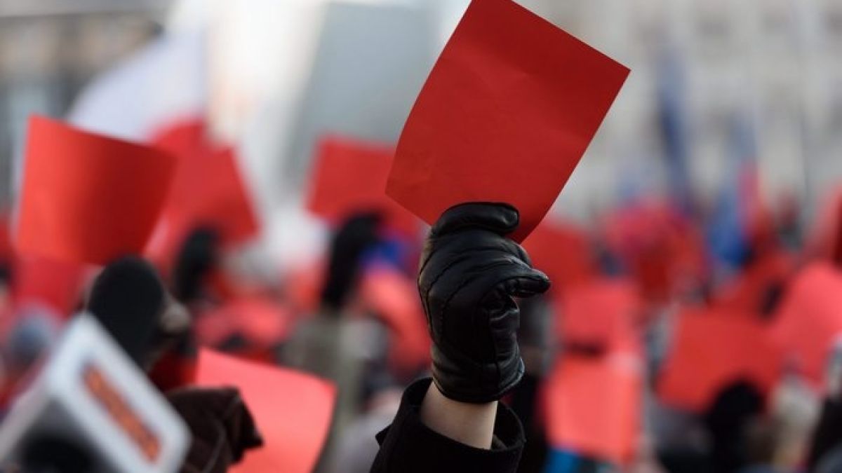 Само в БЛИЦ! Жестока провокация срещу ГЕРБ в Плевен! Ударът, обаче не дойде от БСП, а от... (СНИМКИ)