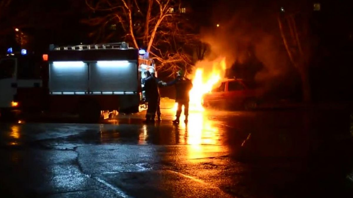 28 бежанци, зарязани от трафиканти до Резово, за малко да станат на въглен