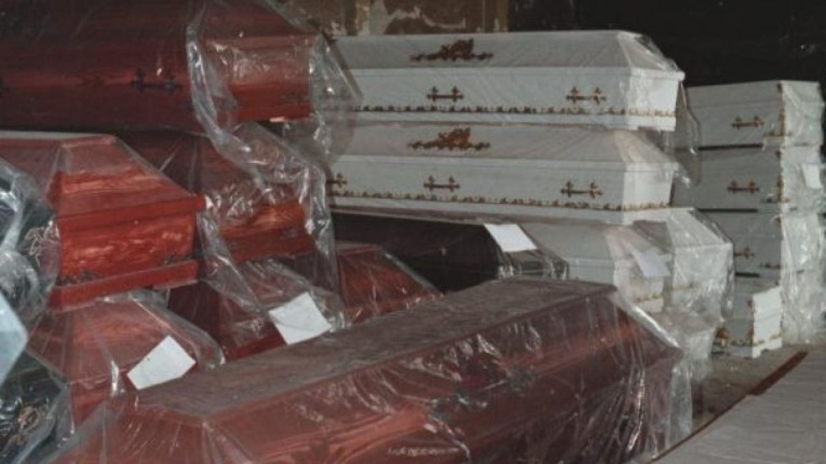 Фалира фабрика на италианец за ковчези в Гоце Делчев