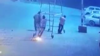 Работник издъхна пред очите на колегите си (БРУТАЛНО ВИДЕО 18+)
