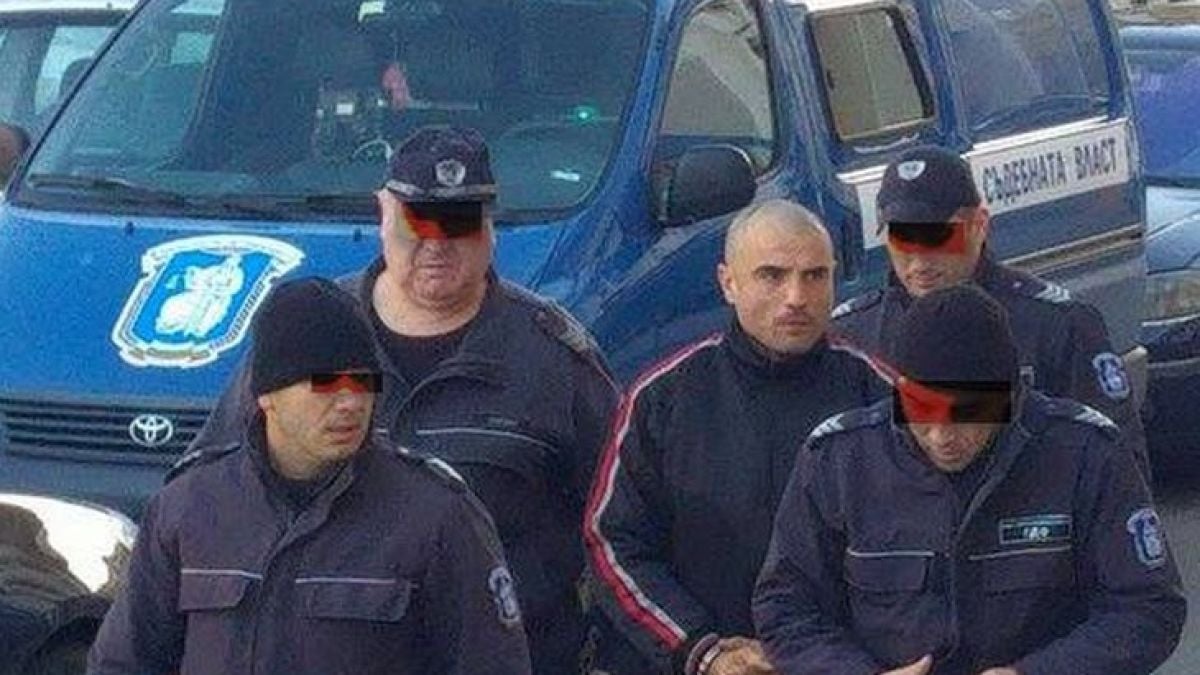 Кой бе Горан Горанов и защо цял Бургас трепери от него