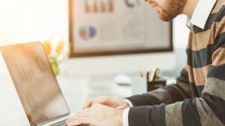 Половината от работещите в IT сектора искат да емигирират