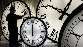 Няколко трика как да оцелеете при преминаването към лятно часово време