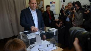 Президентът Радев разкри как е гласувал и какво ще предприеме след изборите!