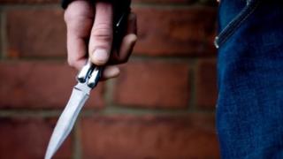 Извънредно и първо в БЛИЦ! Кървава драма в Родопите! Собственик на заведение наръга в главата клиент и стана страшно