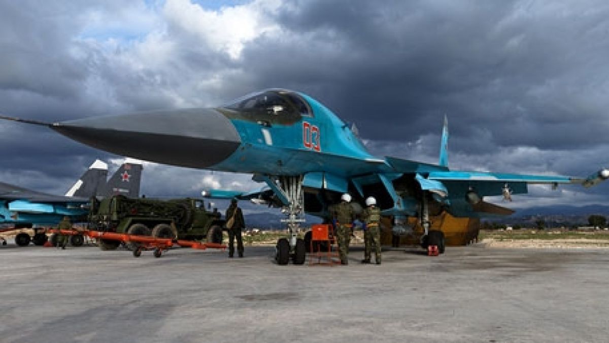 Иран дава военните си летища на Русия