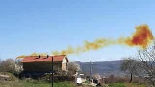 Химически завод в Девня избълва отровни газове в атмосферата