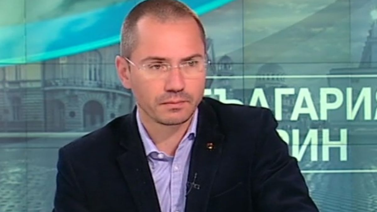 Ангел Джамбазки изненадващо: Не са водени преговори за 7 министри от патриотите, нито са посочени хора, не е обсъждана и управленска програма