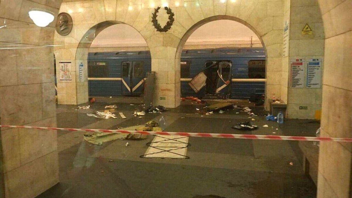 Зловещи подробности за втората бомба в Петербург! Щяла да се активира с... 