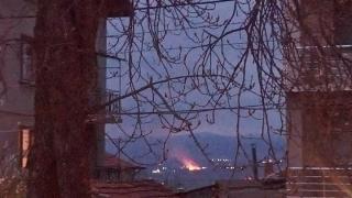 Първо в БЛИЦ! Огнен ад в София (СНИМКА)