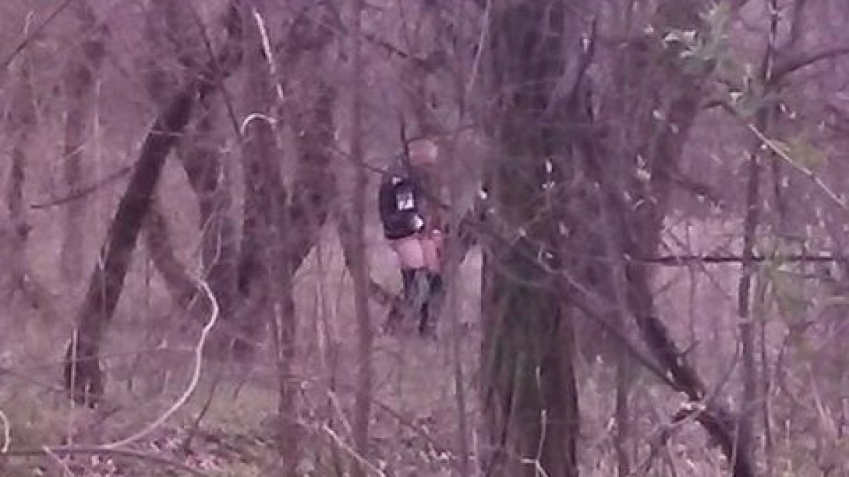 Очевидка: Непукисти правят секс посред бял ден в Западен парк (СНИМКА 18+)