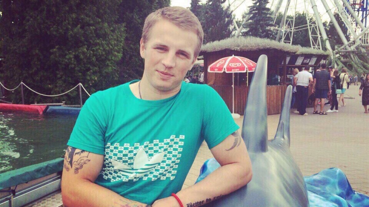 Шампионът на Русия по армейски ръкопашен бой Денис Петров е загинал при кървавия атентат в метрото