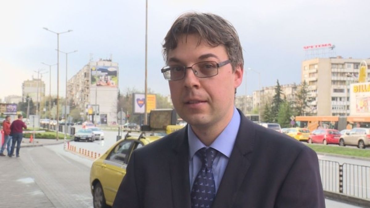 Уволненият заради вота в чужбина проговори (ВИДЕО)