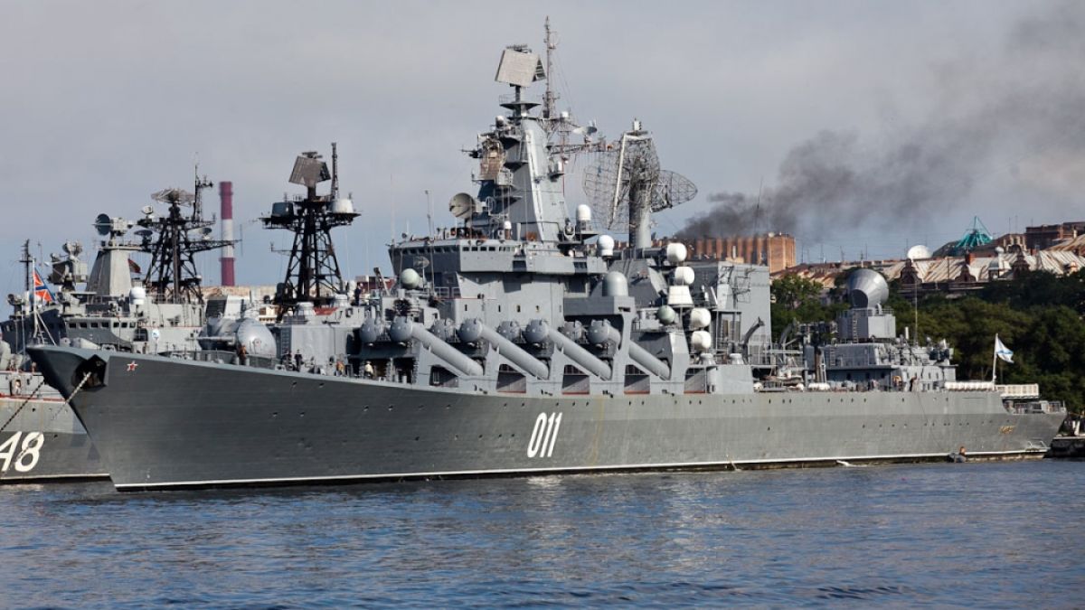 Руски ракетен крайцер хвърли котва в южнокорейско пристанище, каква е мисията на "Варяг"